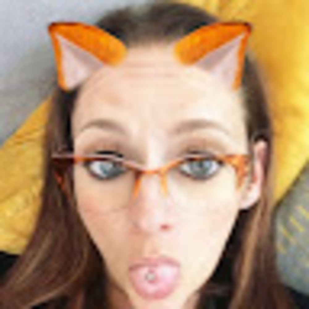 Meet your Posher, Elena